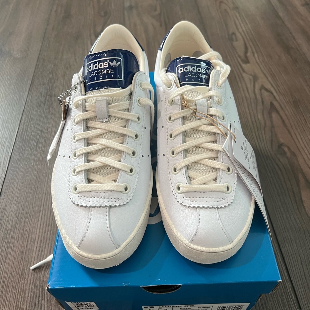 Adidas Lacombe Spezial white sneaker size 5